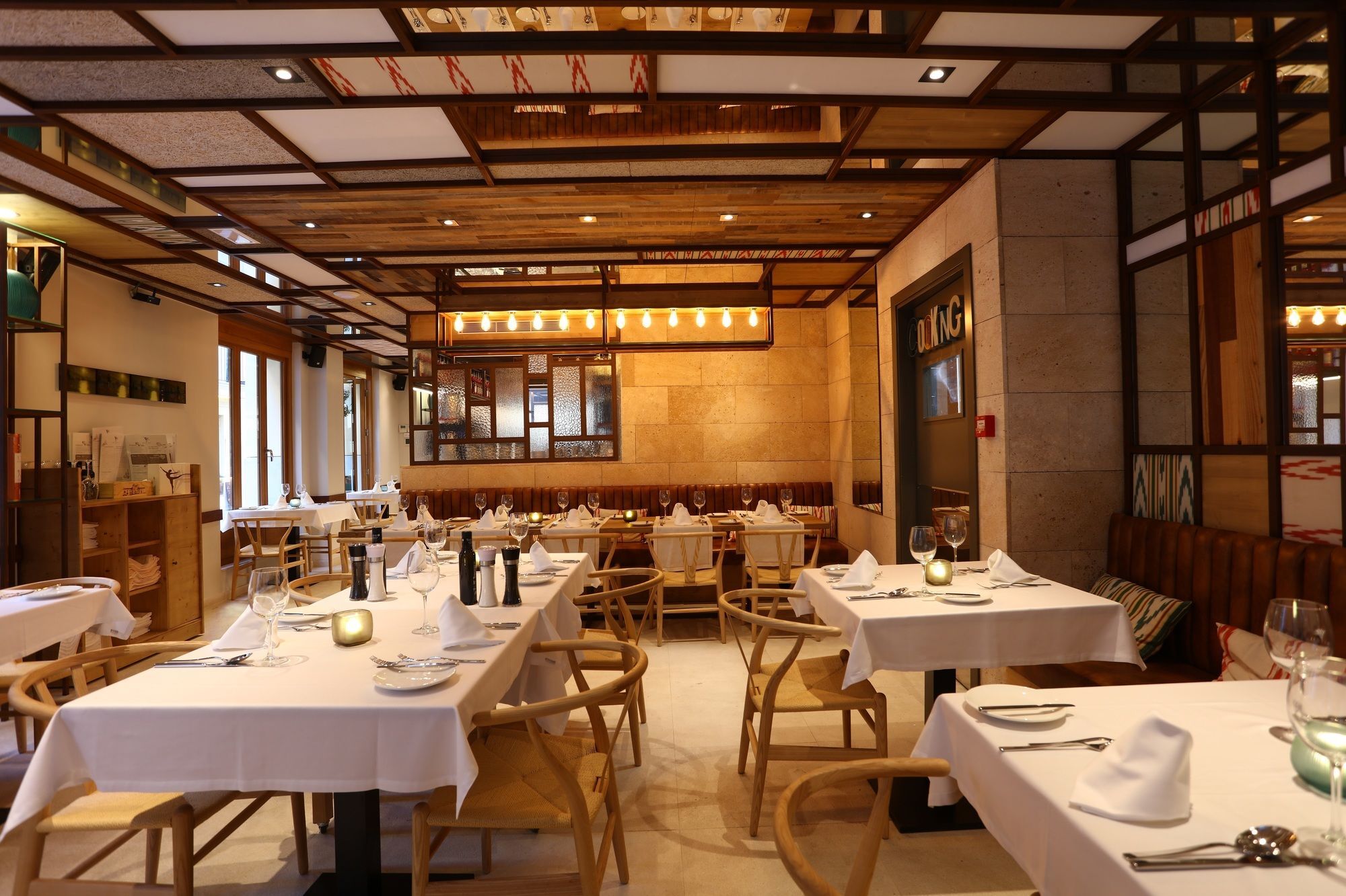 Bo Hotel Palma エクステリア 写真 Interior of restaurant
